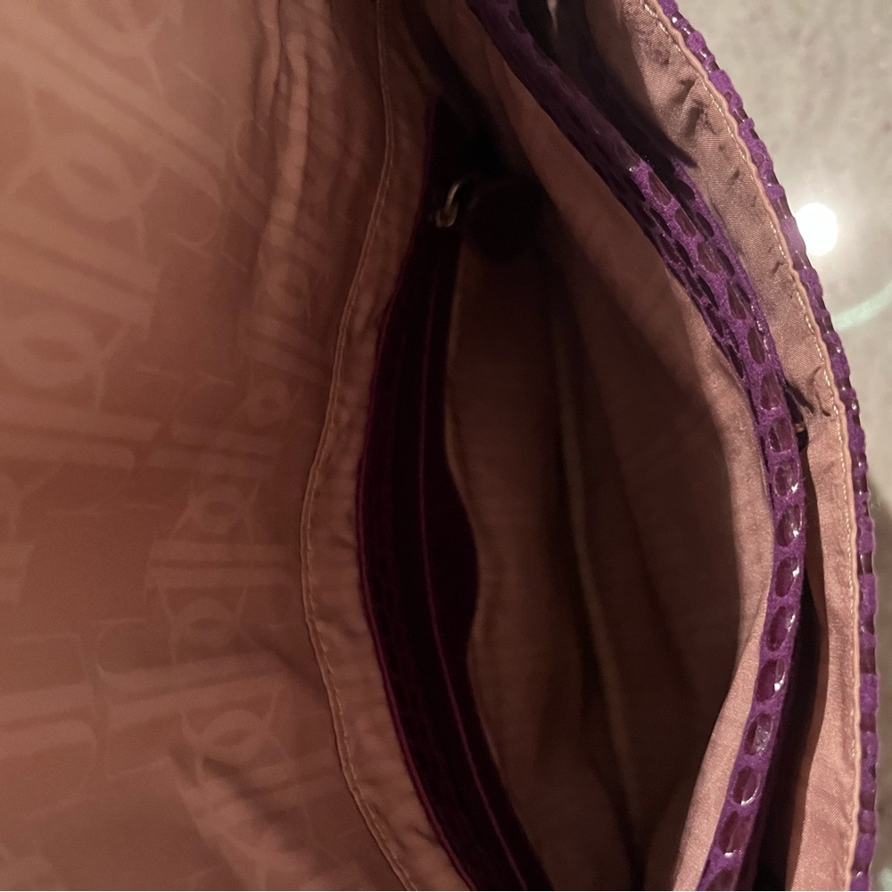 Jennifer Lopez Purple Textured Clutch - Picture 6 of 8